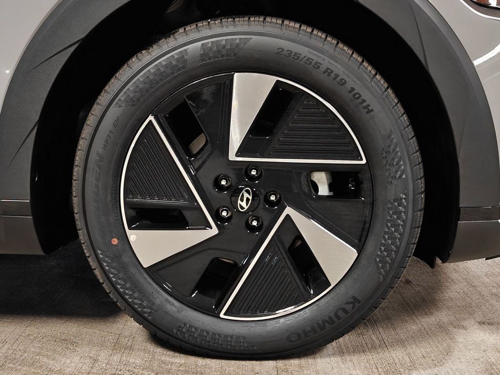 2026 Hyundai IONIQ 5 SE