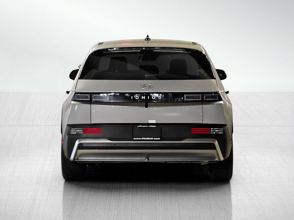 2026 Hyundai IONIQ 5 SE