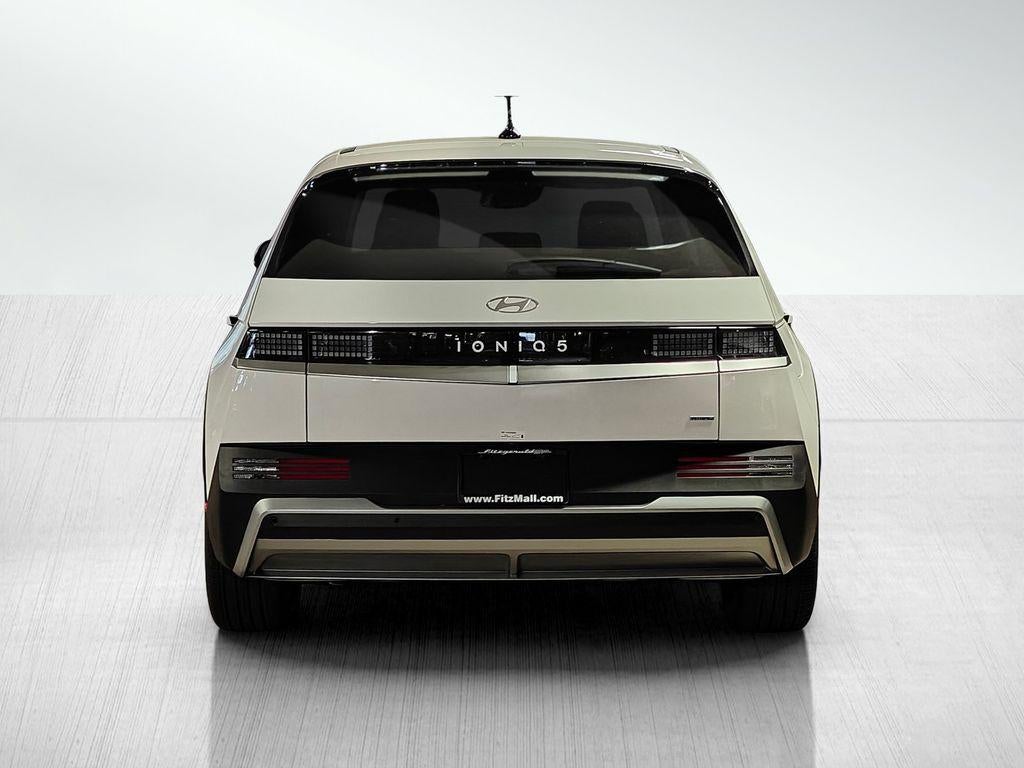 2025 Hyundai IONIQ 5 SE