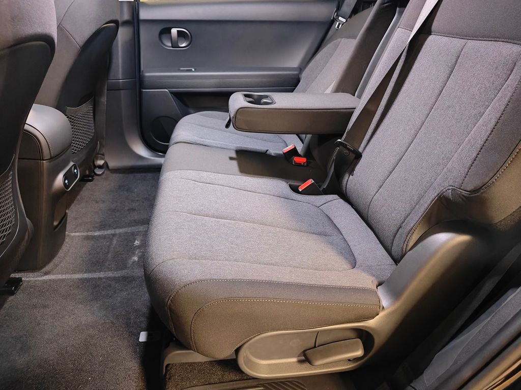 2025 Hyundai IONIQ 5 SE