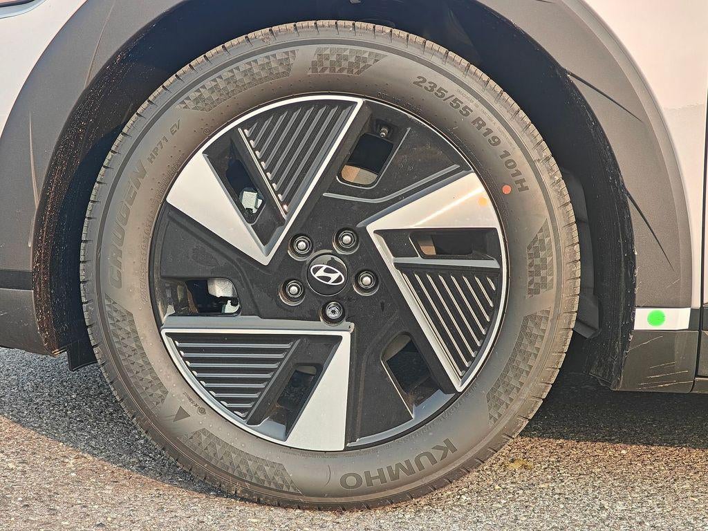 2025 Hyundai IONIQ 5 SE