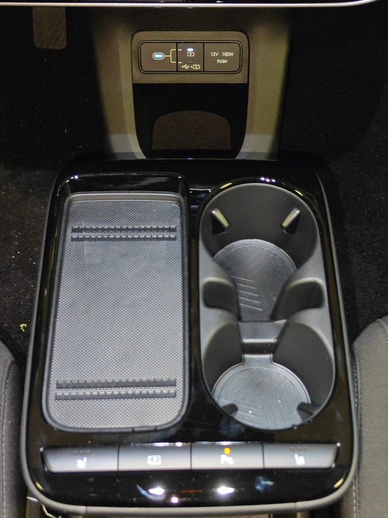 2025 Hyundai IONIQ 5 SE