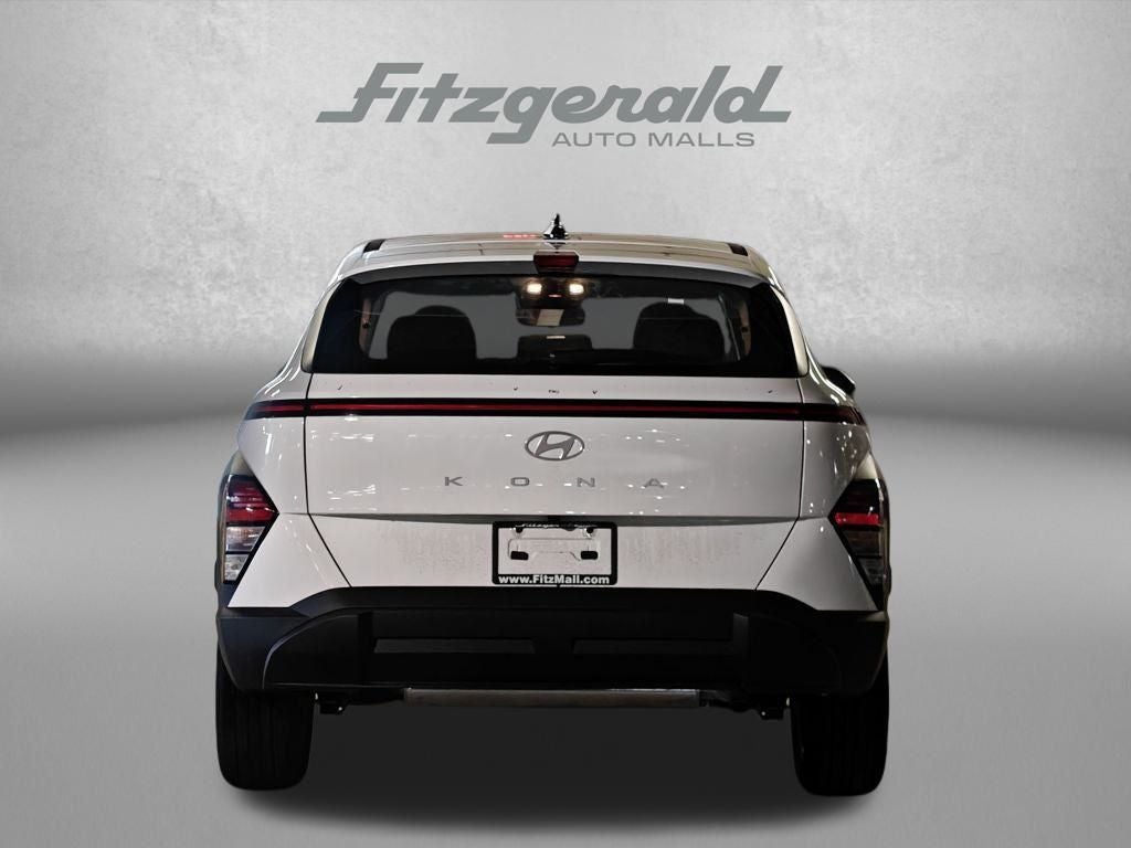 2026 Hyundai KONA SE FWD