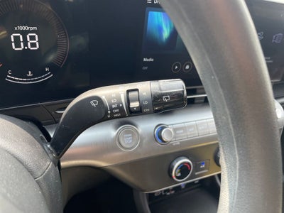 2024 Hyundai KONA SE