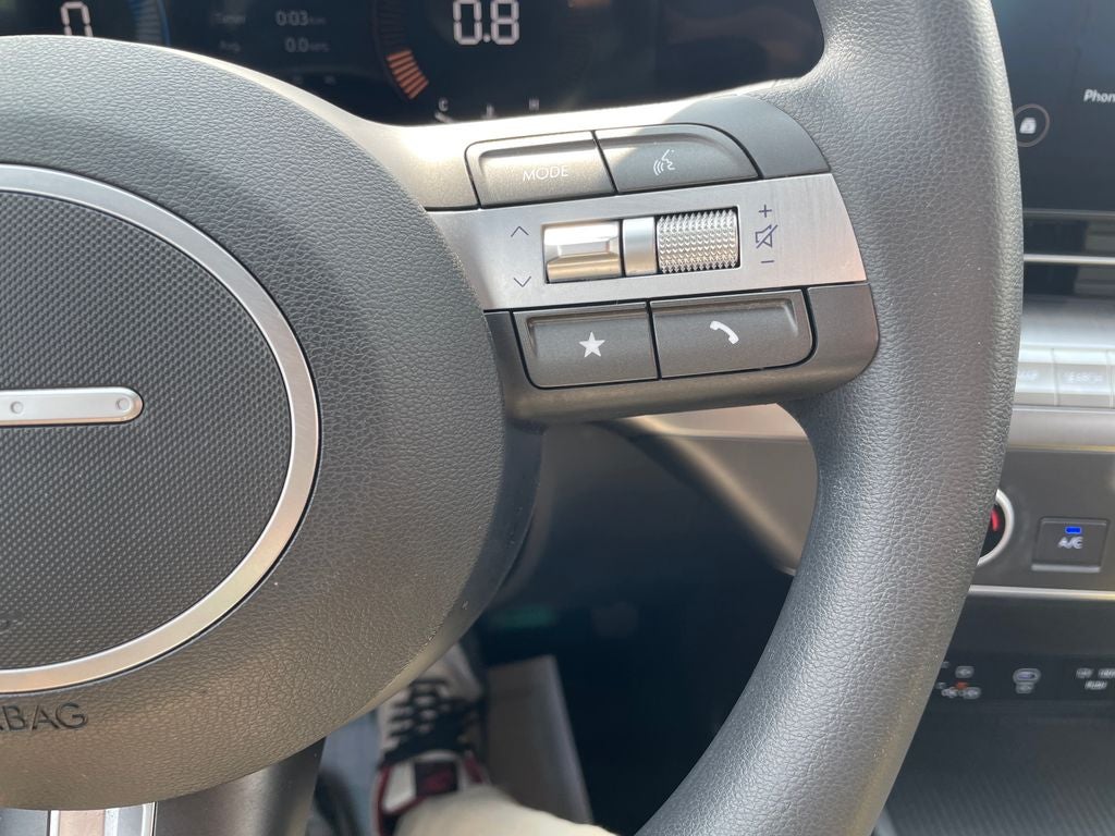 2024 Hyundai KONA SE