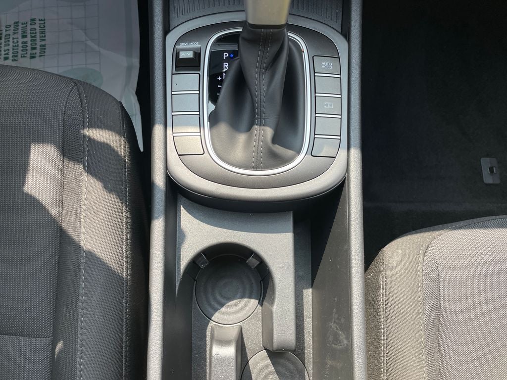 2024 Hyundai KONA SE