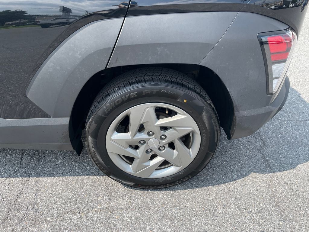 2024 Hyundai KONA SE