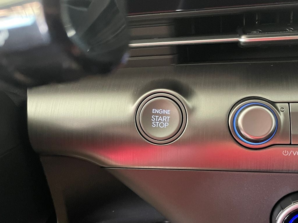2026 Hyundai KONA SE AWD