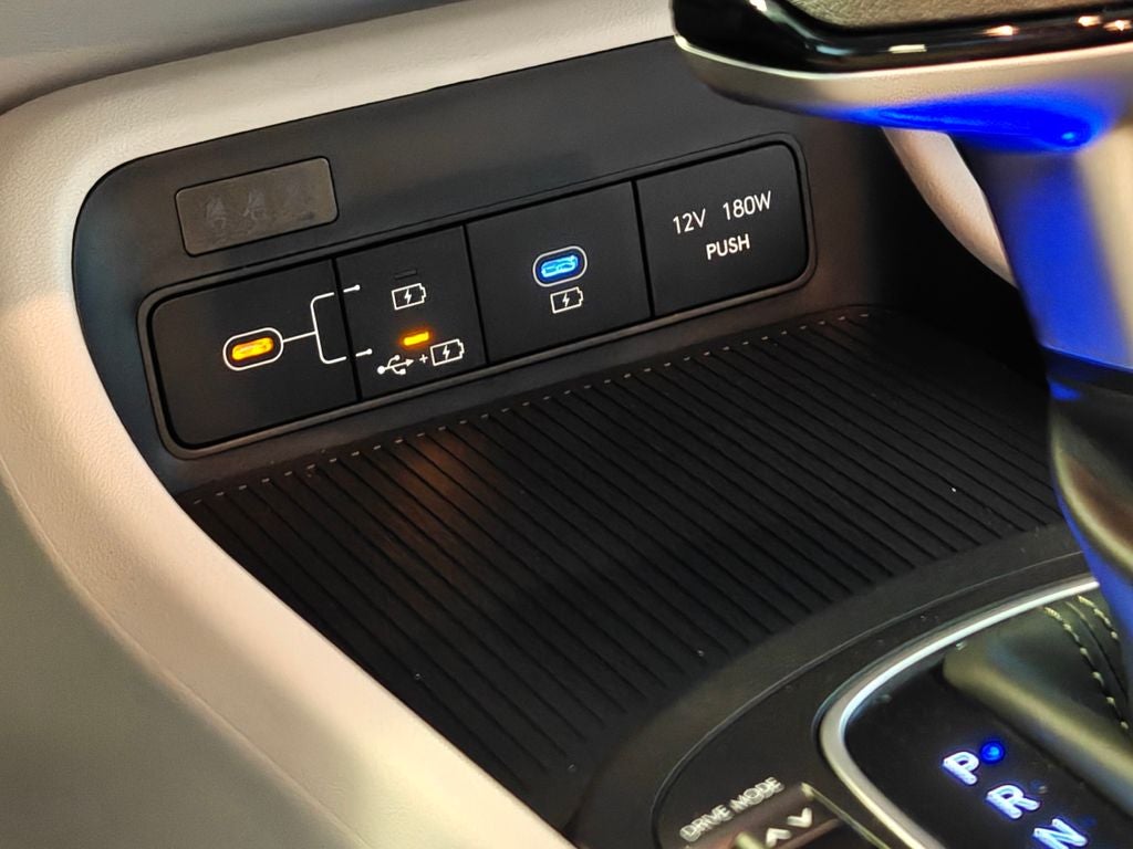 2026 Hyundai KONA SE AWD