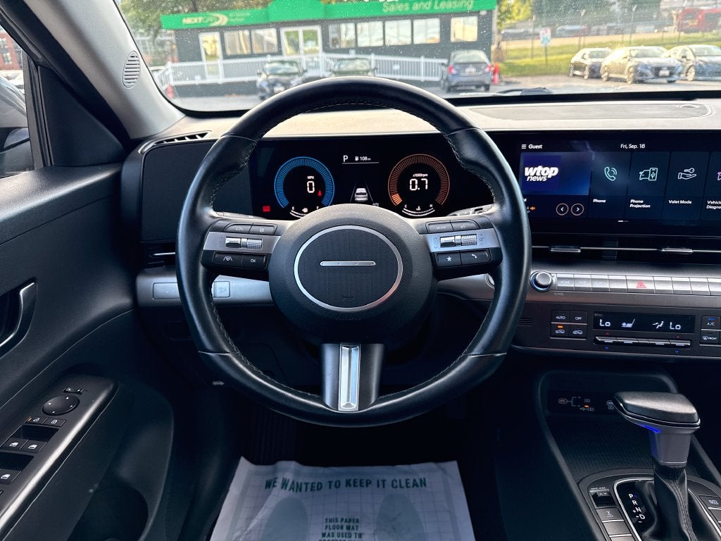 2025 Hyundai KONA SEL
