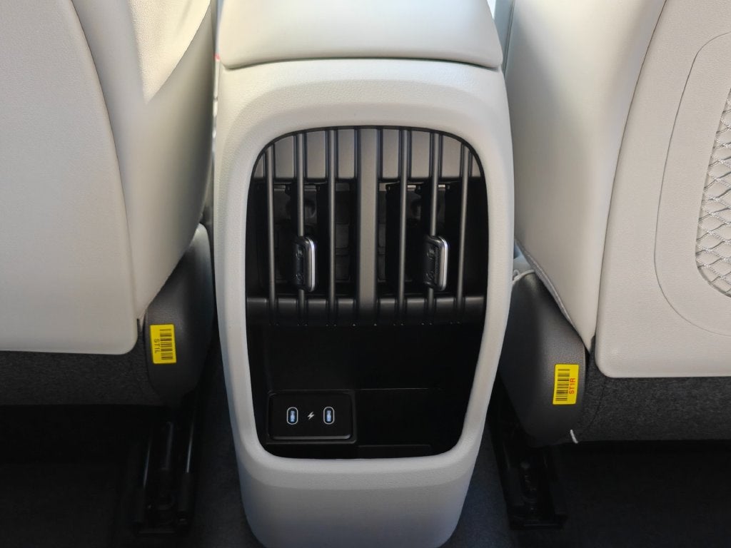 2027 Hyundai KONA SEL Premium AWD