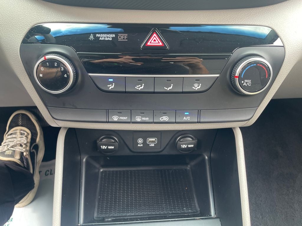 2019 Hyundai TUCSON SE