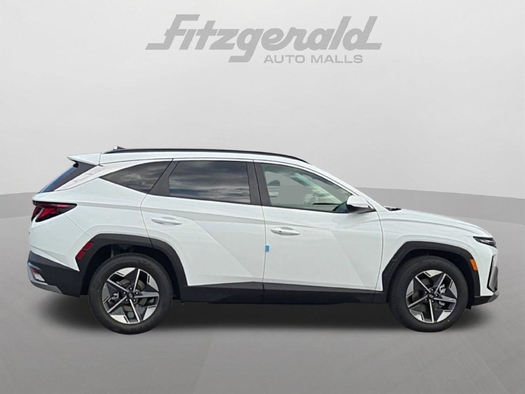 2026 Hyundai TUCSON HYBRID SEL FWD