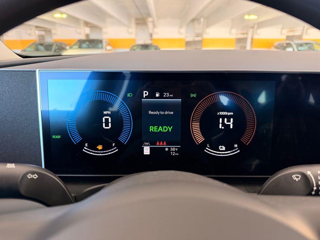 2026 Hyundai TUCSON HYBRID SEL AWD