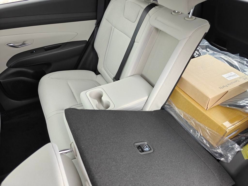 2026 Hyundai TUCSON HYBRID SEL AWD