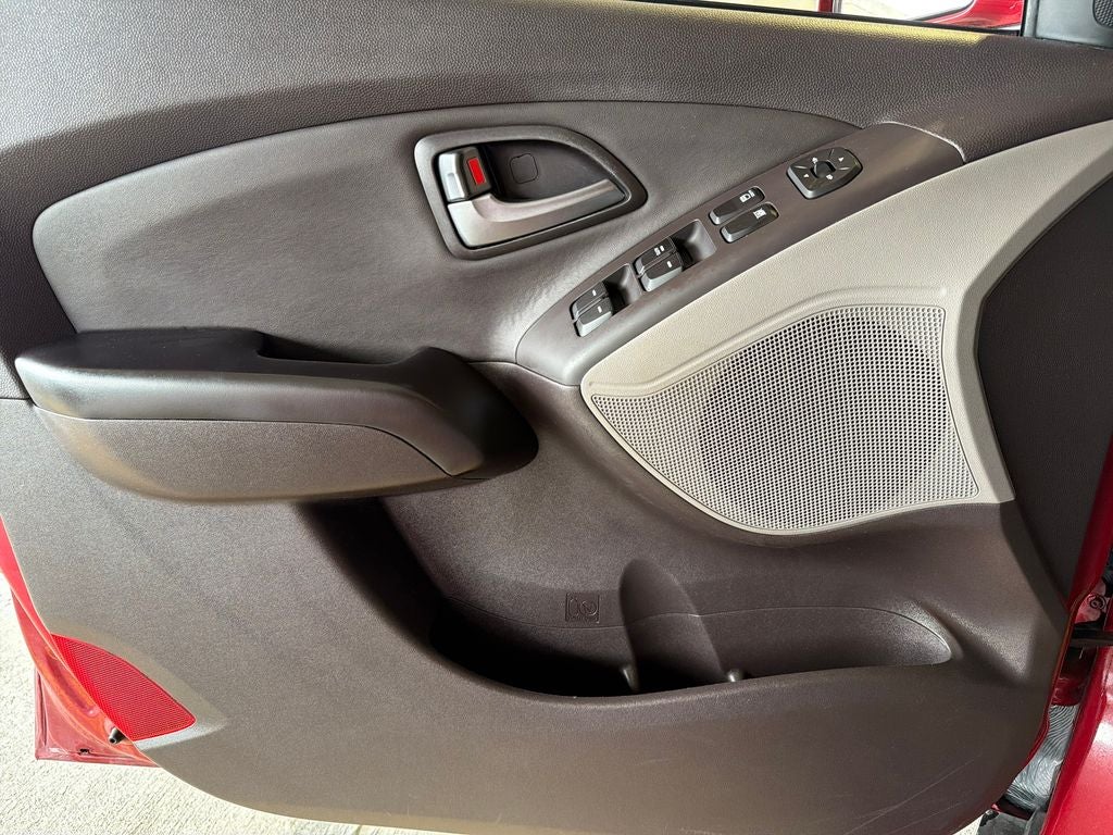 2015 Hyundai TUCSON SE