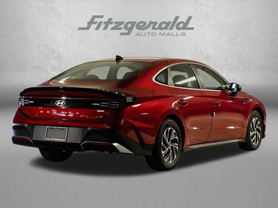 2026 Hyundai SONATA HYBRID Blue