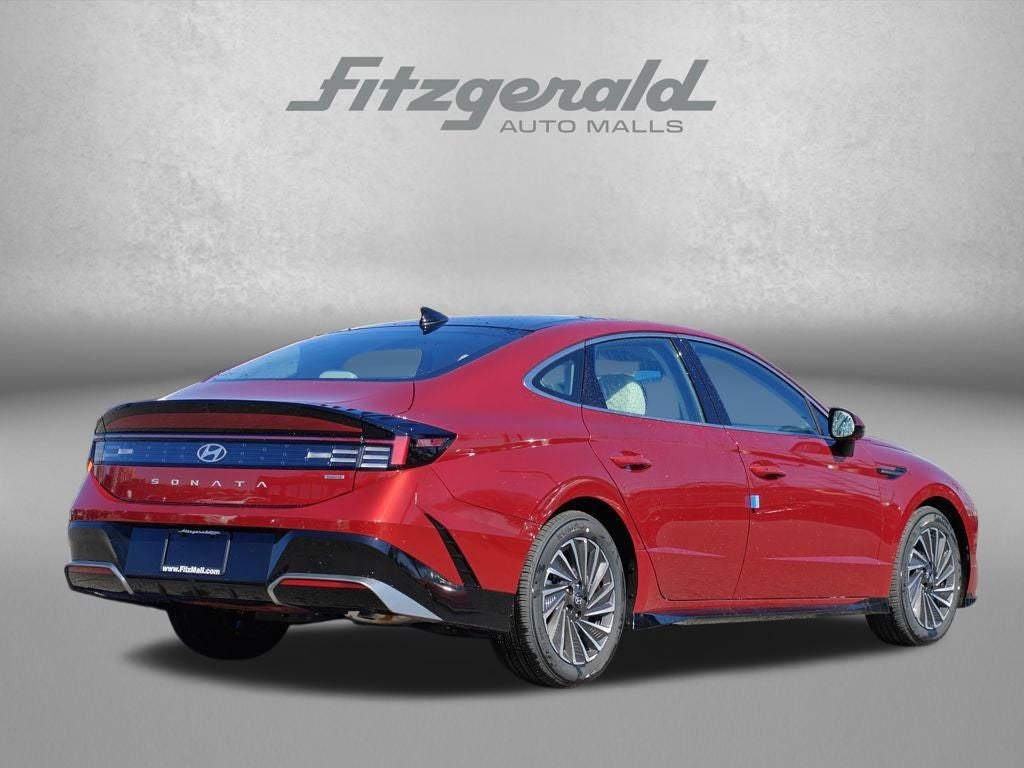 2026 Hyundai SONATA HYBRID SEL