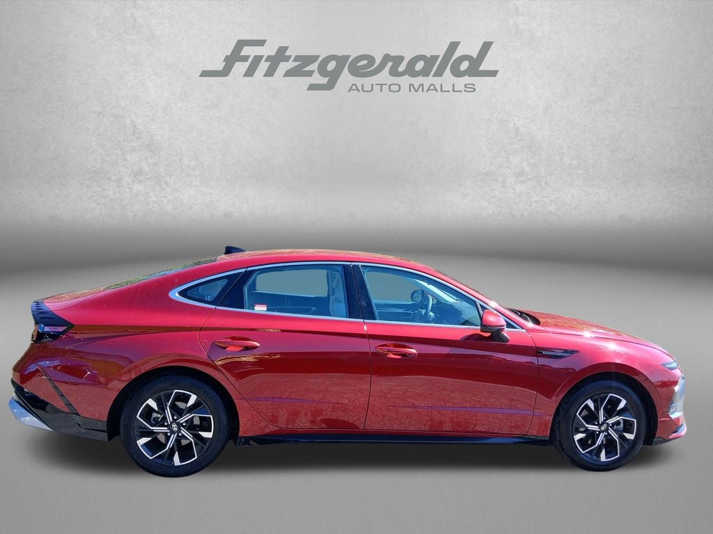 2025 Hyundai SONATA SEL