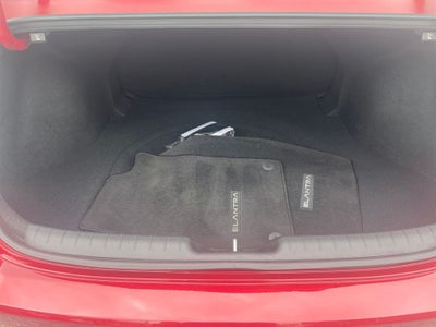 2023 Hyundai ELANTRA SE