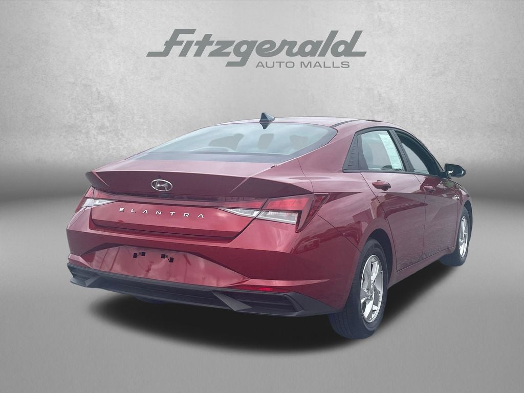2023 Hyundai ELANTRA SE