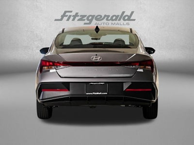 2026 Hyundai ELANTRA SE