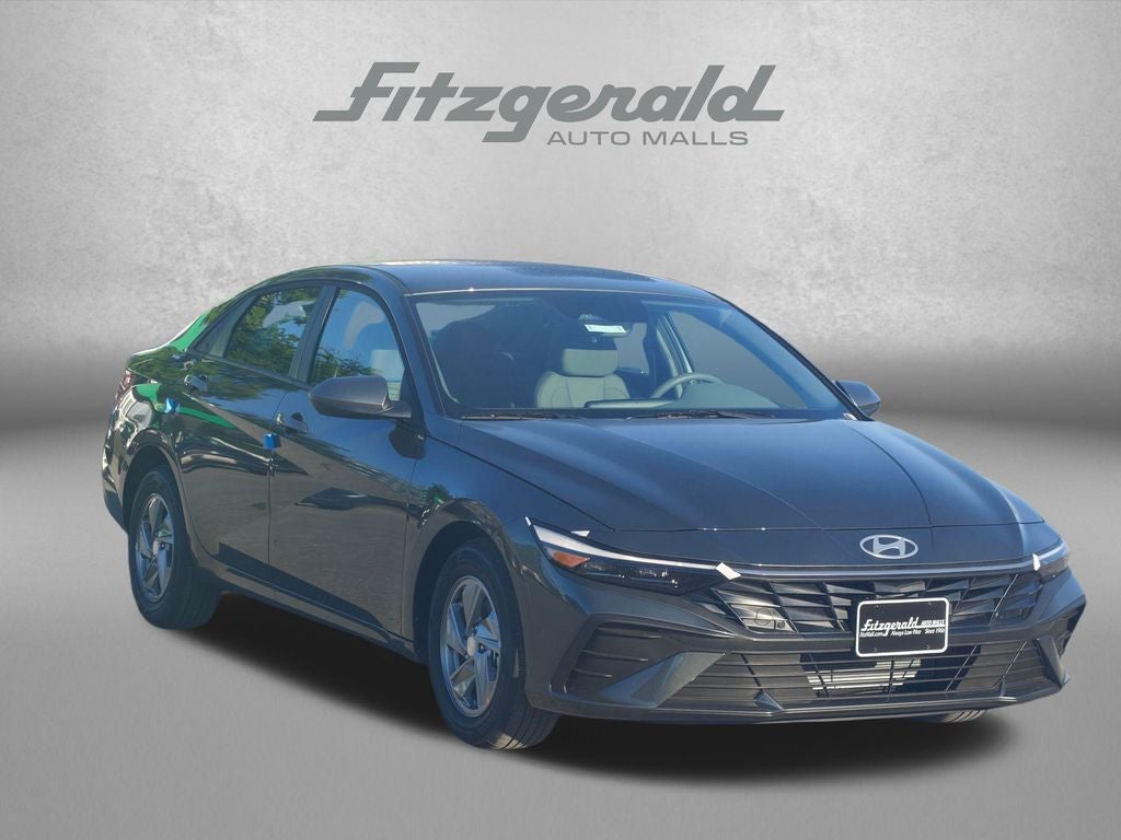 2026 Hyundai ELANTRA SE