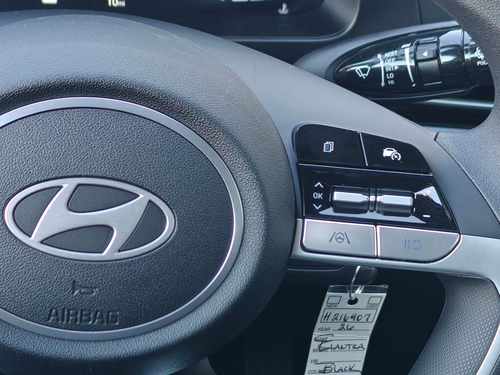 2026 Hyundai ELANTRA SE
