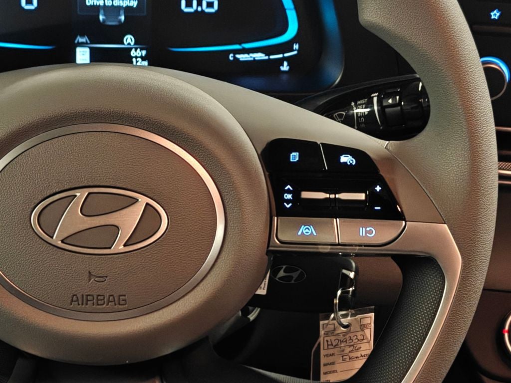 2026 Hyundai ELANTRA SE
