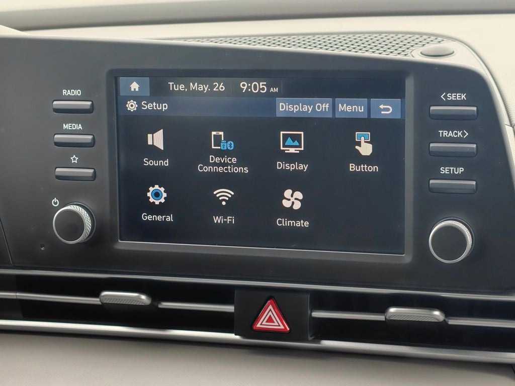2026 Hyundai ELANTRA SE