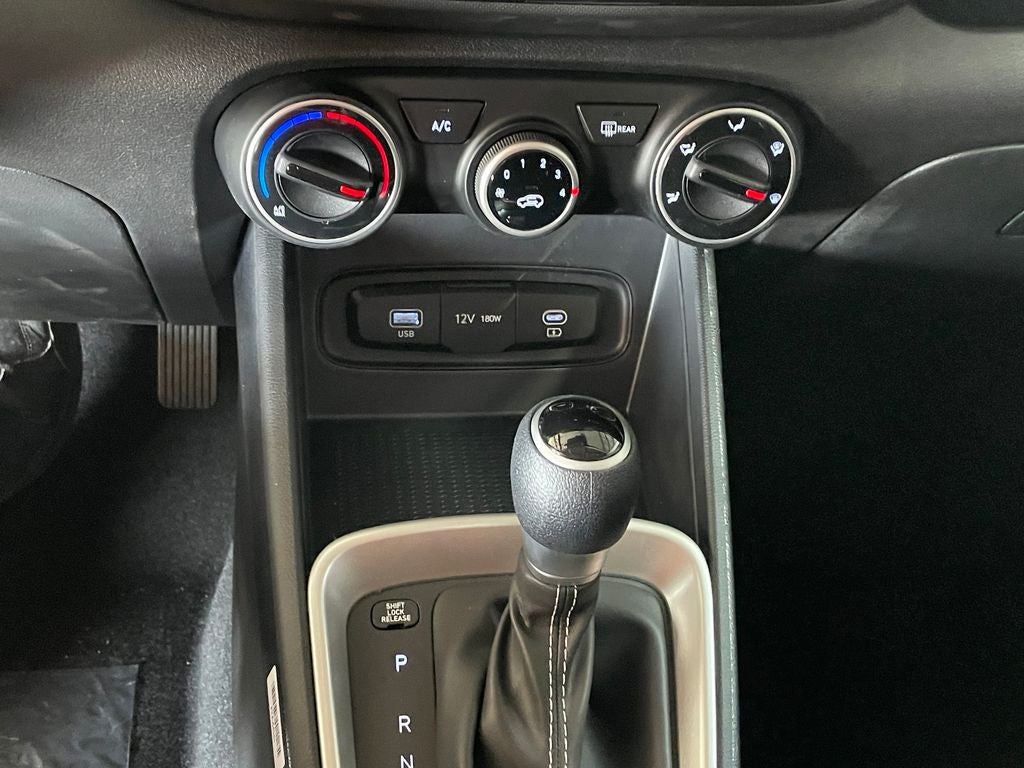 2026 Hyundai VENUE SE