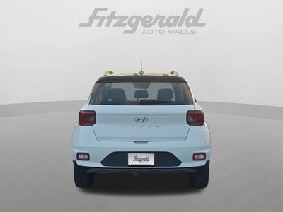 2026 Hyundai VENUE SEL W/Two-Tone Roof