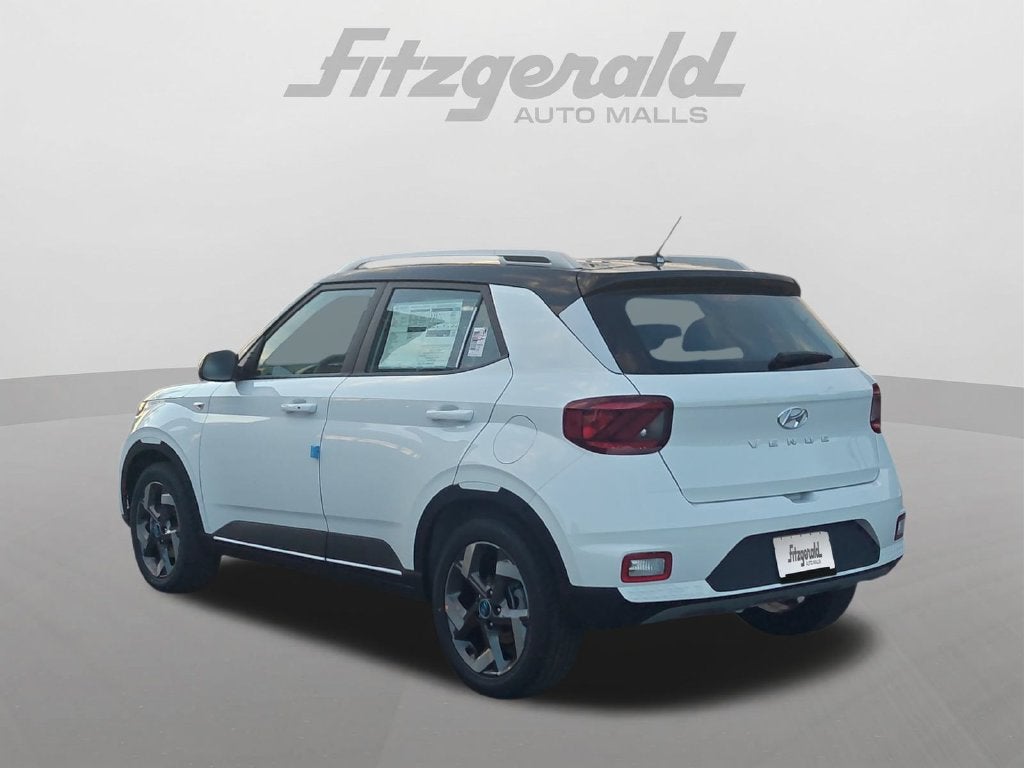 2026 Hyundai VENUE SEL W/Two-Tone Roof