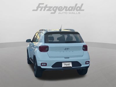 2026 Hyundai VENUE SEL W/Two-Tone Roof