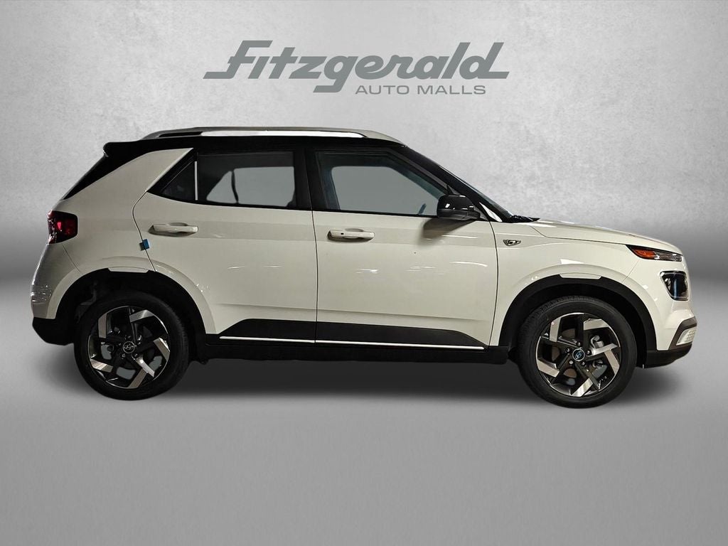 2025 Hyundai VENUE Limited