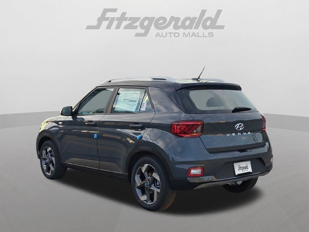 2026 Hyundai VENUE SEL W/Two-Tone Roof
