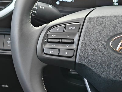 2026 Hyundai VENUE SEL W/Two-Tone Roof