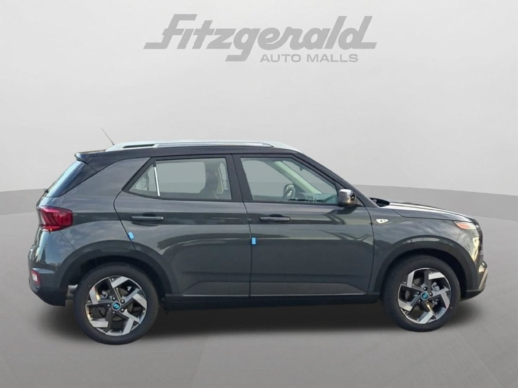 2026 Hyundai VENUE SEL W/Two-Tone Roof