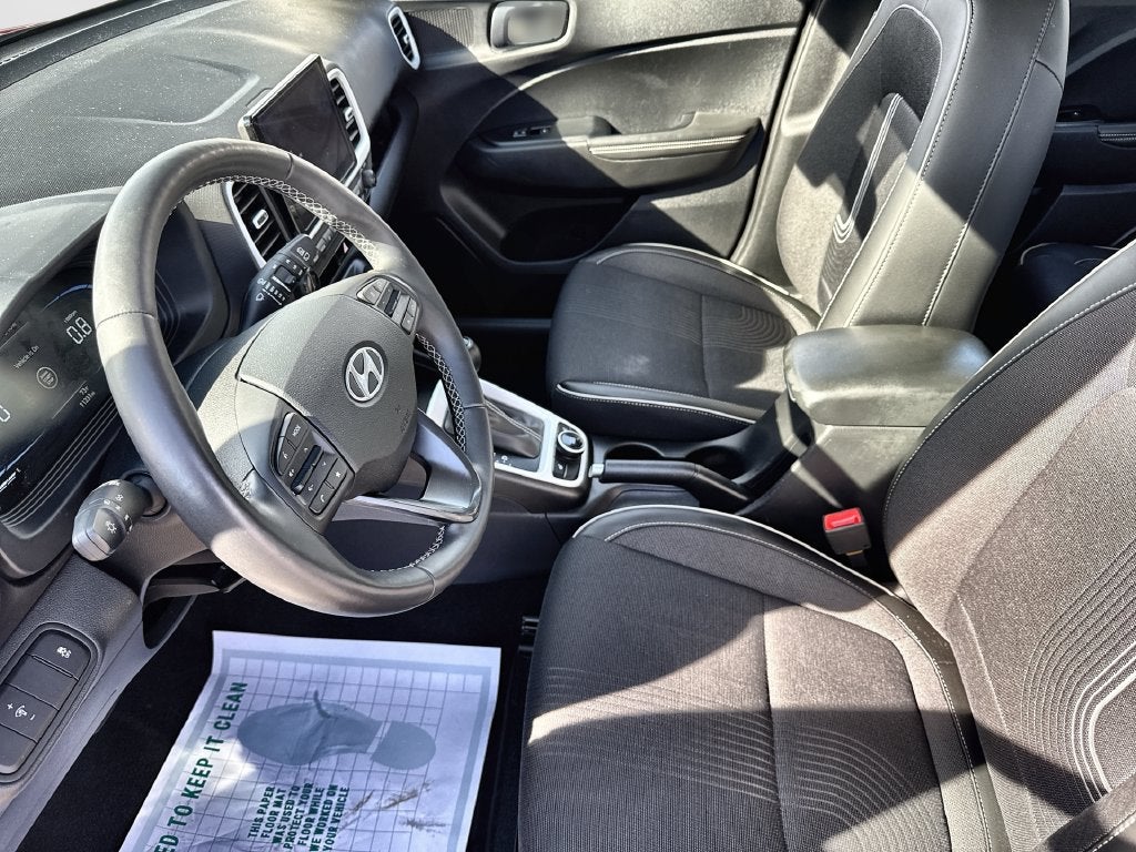 2025 Hyundai VENUE Limited