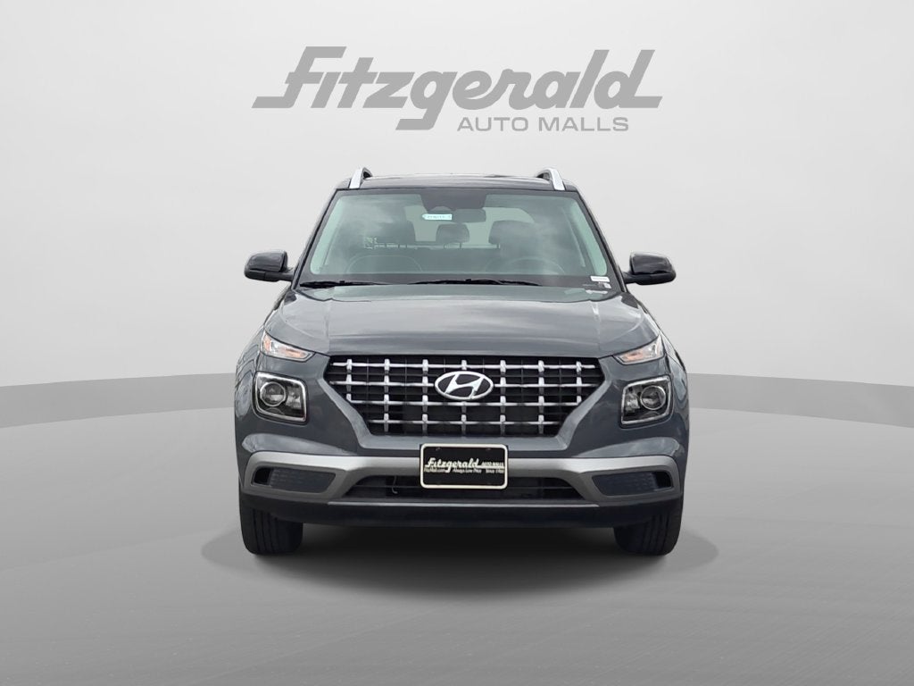 2026 Hyundai VENUE SEL W/Two-Tone Roof