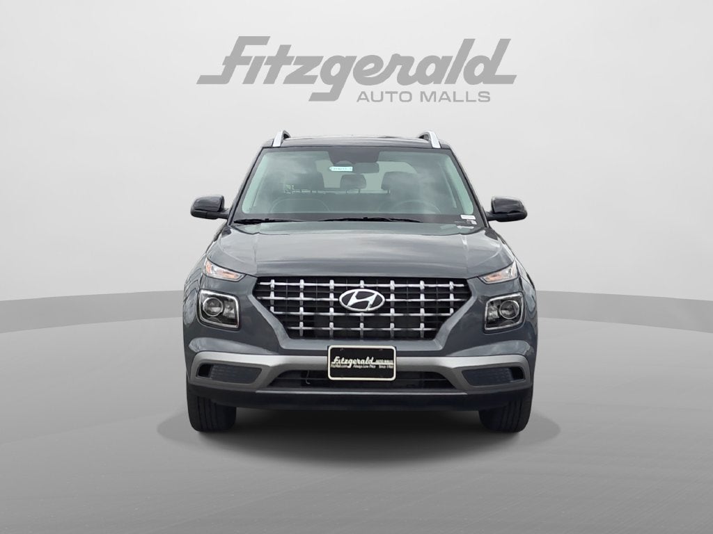 2026 Hyundai VENUE SEL W/Two-Tone Roof