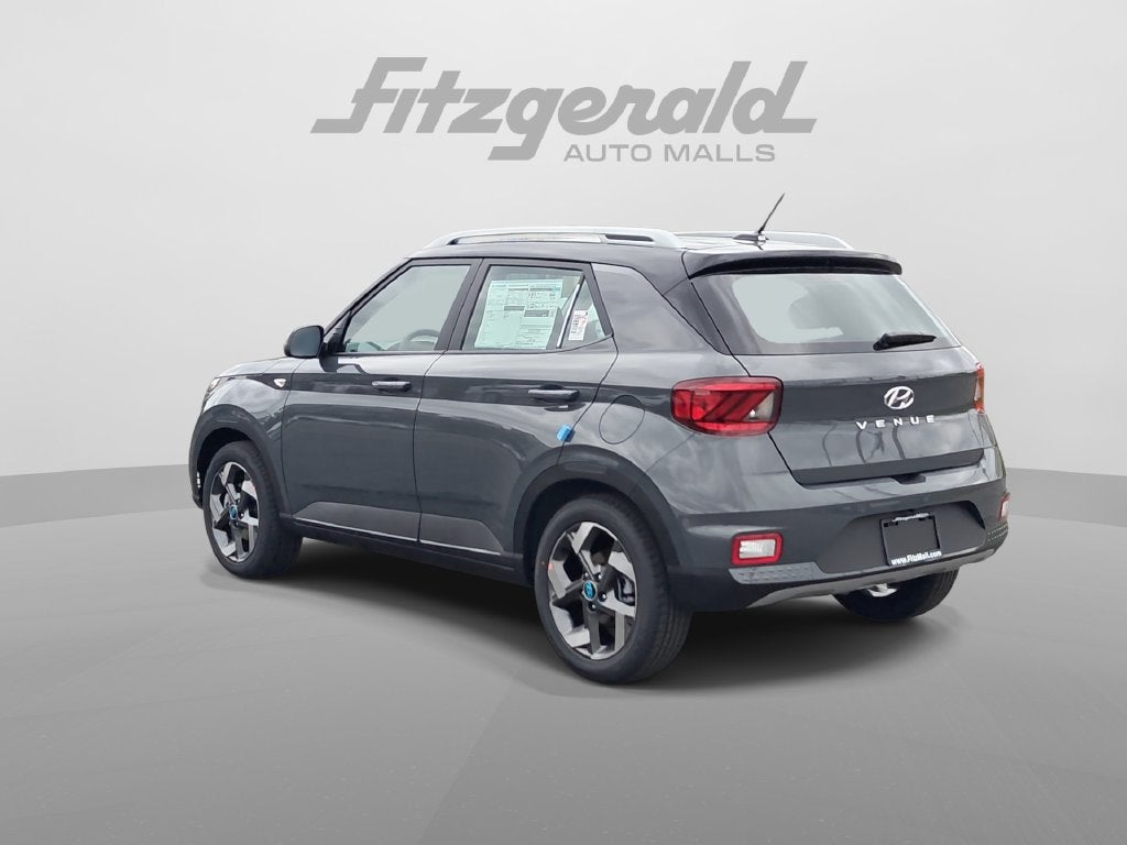 2026 Hyundai VENUE SEL W/Two-Tone Roof