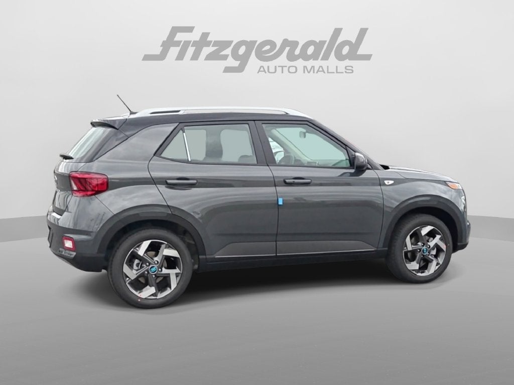 2026 Hyundai VENUE SEL W/Two-Tone Roof