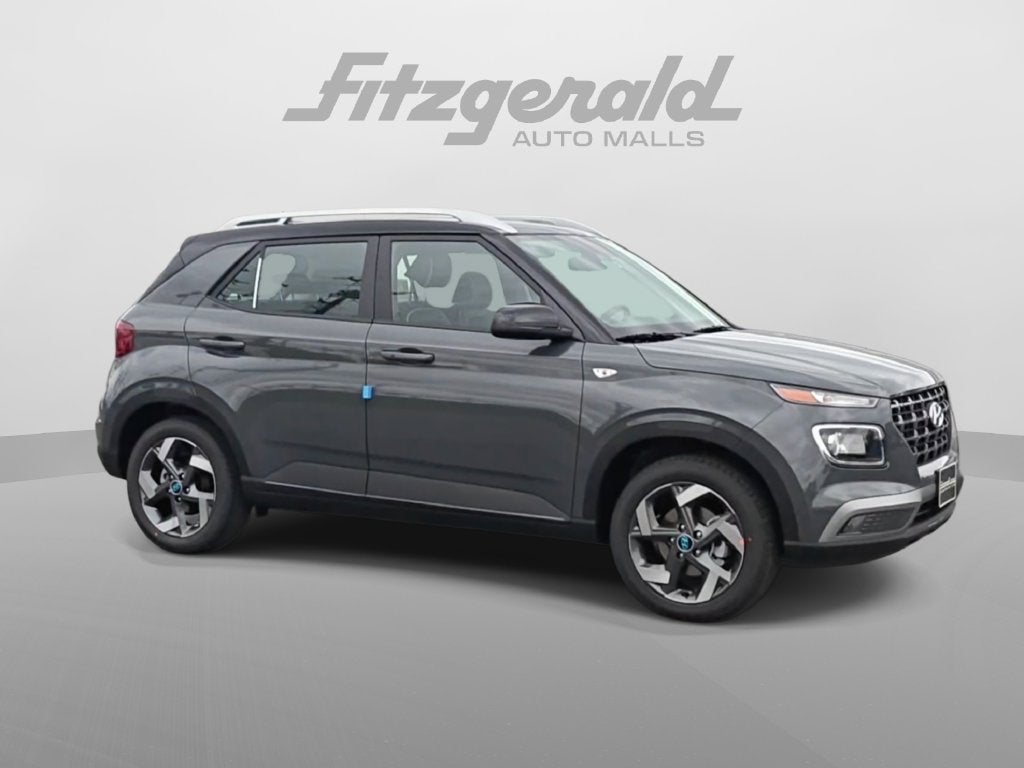 2026 Hyundai VENUE SEL W/Two-Tone Roof
