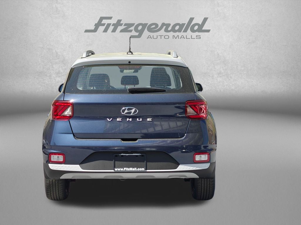 2026 Hyundai VENUE SEL W/Two-Tone Roof