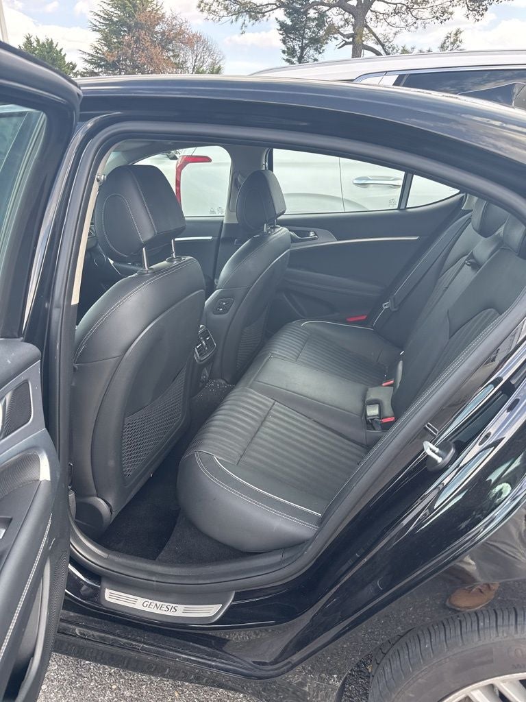 2021 Genesis G70 2.0T