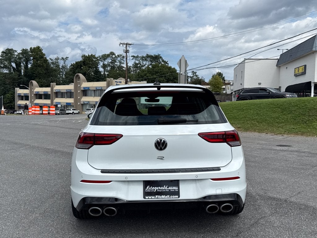 2024 Volkswagen Golf R 2.0T