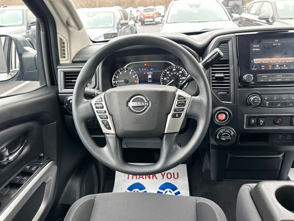2024 Nissan Titan SV