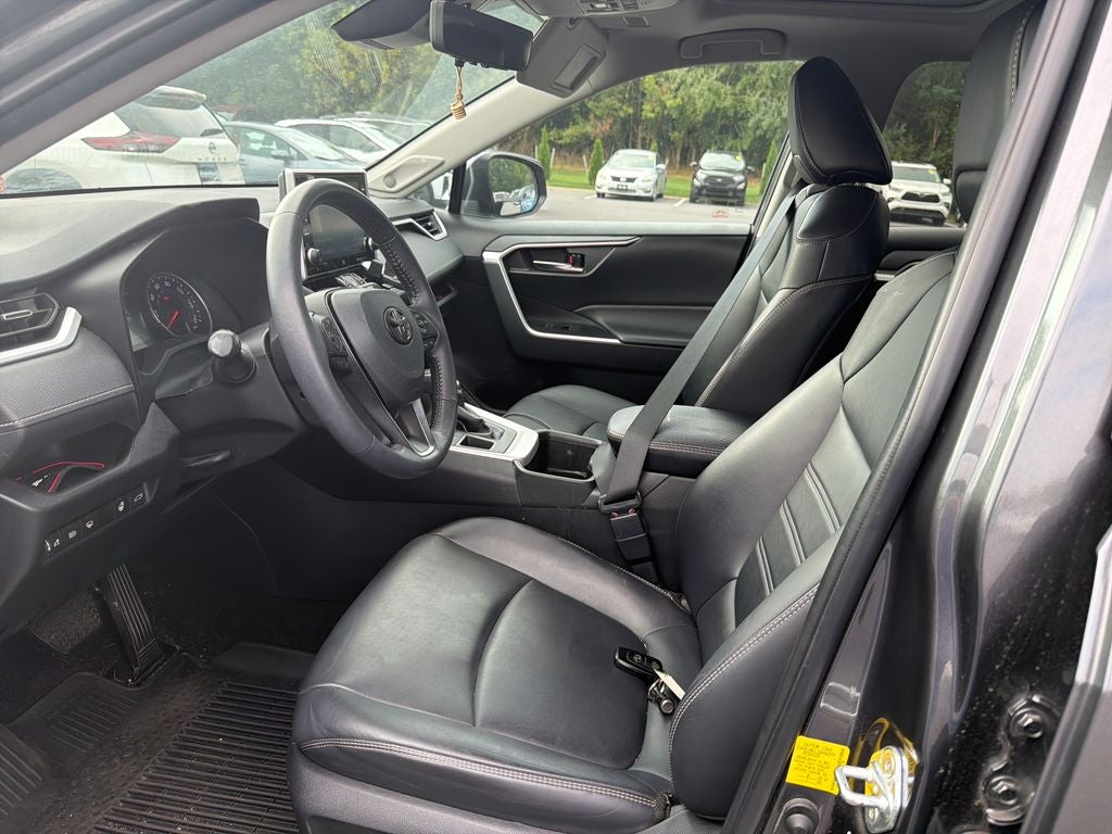 2022 Toyota RAV4 XLE Premium
