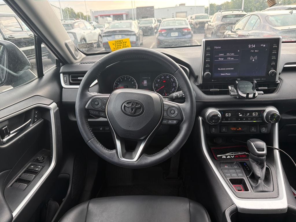 2022 Toyota RAV4 XLE Premium